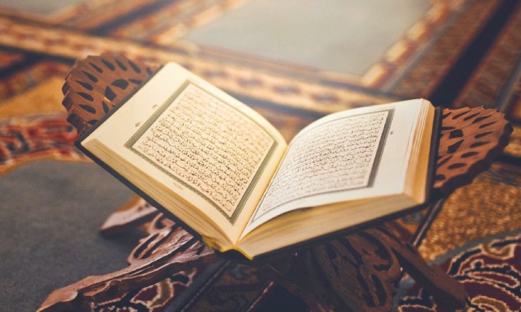 Umroh Apakah Wajib? Menyelami Hukum Islam & Keutamaannya